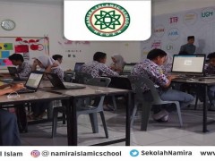 Siswa SMA Namira mengikuti simulasi UNBK 2020.