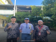 SISWA SMA ISLAM NAMIRA RAIH GELAR HARAPAN II ENGLISH SPEECH