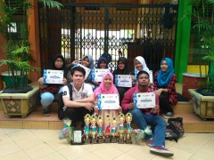 SISWA SMA NAMIRA MERAIH PRESTASI DI BIDANG BAHASA